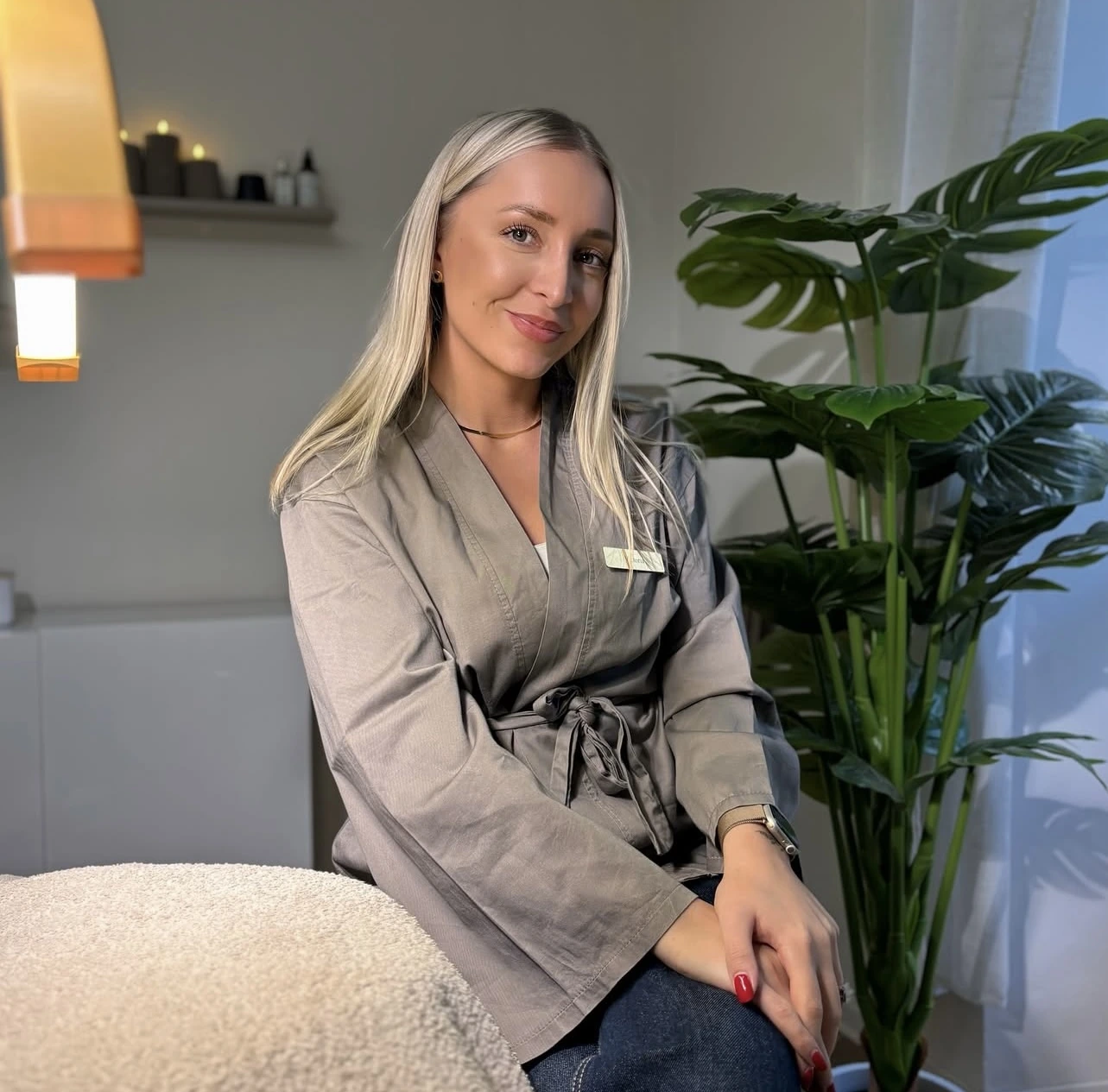 Victoria Johnson nel suo studio